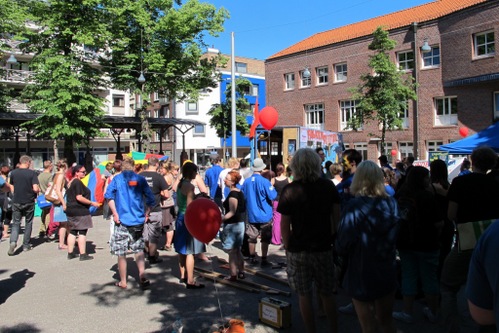 Kundgebung "SpielKINDER suchen SpielRÄUME" am Carl-von-Ossietzky-Platz in Hamburg